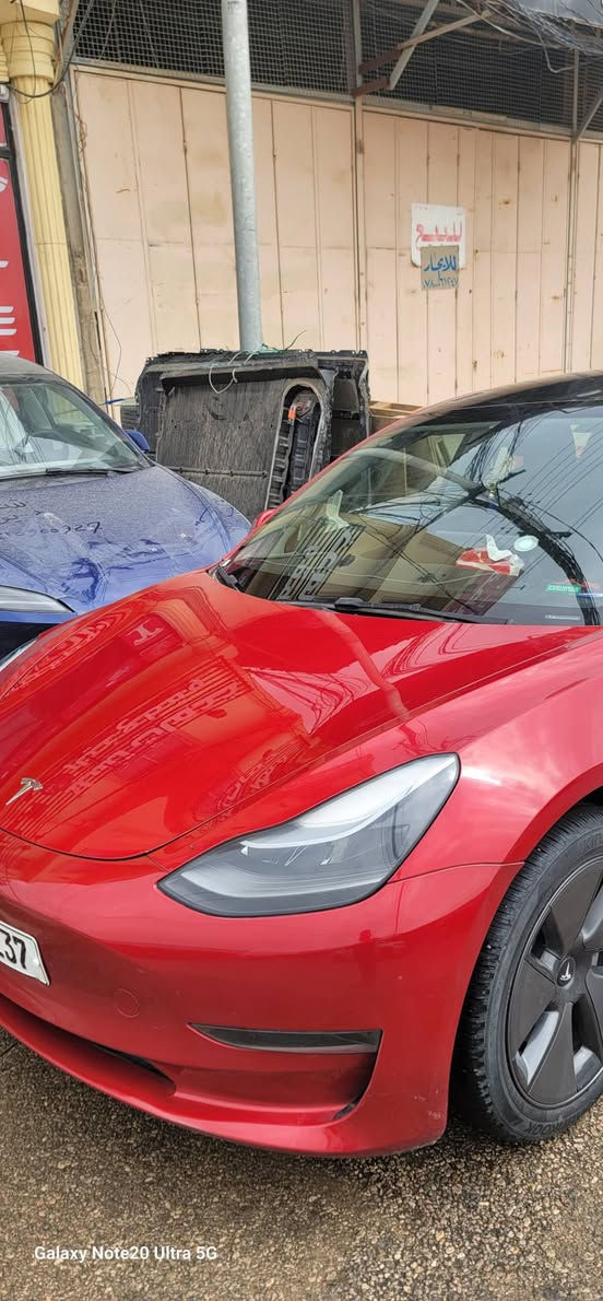 تسلا 3 موديل 2023 أون لاين رابطه على التلفون محدثه أخر تحديث حادثه جدا بسيط فقط جاملغ أمامي مبدل وصبغ فقط الجاملغ الأمامي وجزء من الباب فقط ماشيه 17 الف كيلو متر كلها بعدهي بوضع البلاد  حتى التايرات والحداديه بوضع البلاد سعره 168 المكان النجف الاشرف تلفون *********** ......***********
