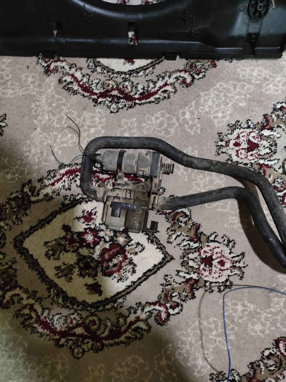 ئەم پارچانە بۆ فۆرشتن خوار بازار هه مووی بە شەرت بۆ  زانیاری زیاتر  پە وەندی بکەن بەم ڕە قەمەوە ***********
