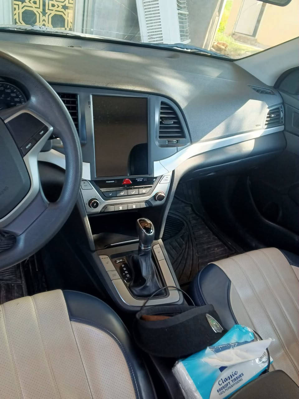 الانتر 18امريكي بيه باب سايق مصلح وجارد وقبق الجنطه جارد بيه طخ خفيف محرك 2000جديد بلكارتون كير صدر تخم تايرات بلكارتون سياره ماشيه 100وشويه سياره جديد معنى كلمه تريك البصره السعر 130بيه مجال قليل كلشي اكو بسوك وكلشي مذكور بلمنشور ***********مراوس حسب القناعه وحديث فقط
