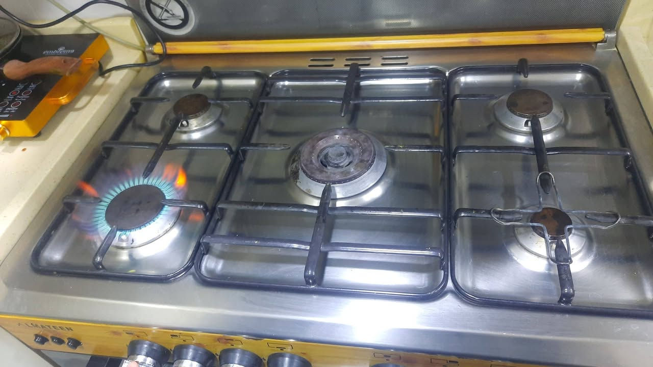 طباخ المتين نظيف جدا سعرة 300وبي مجال لتواصل ***********
