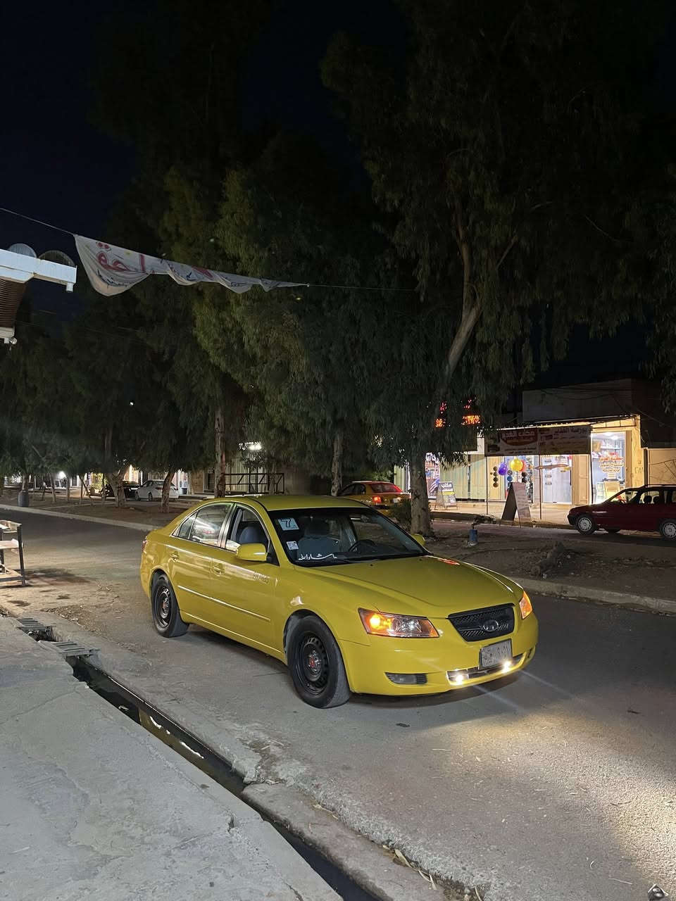 سلام عليكم سوناتا تكسي مديل 2006 
جاهزه من كلشي بدون حادث عدا جاملغ الامامي مبدل
خليجي السياره 
تبريد ثلج 
رقم نينوى مميز
السعر 65 وبيها مجال 
مكانها الموصل
رقم الهاتف 
***********
