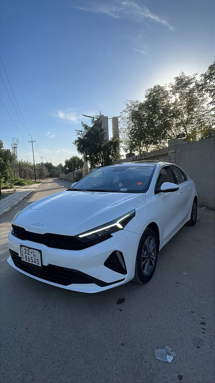 السلام عليكم 
بيع او مراوس 
K3 موديل 2022 مكفوله كفاله حته الدعاميات
فقط شكم رصعه بسيطه مال حصو مال شارع سونار السياره بلمنشور
فتحه
شحن واير لايس
بصمه 
كشنات جلد 
لد امامي خلفي 
لايت زنون
مانع انزلاق
تبريد قطعتين
شاشه جبيره 
لايت ماطور 
اشاير بلمري
السياره رقم اربيل الجديد بسمنه تحويل او وكاله 
السعر 135 وبيها مجال بسيط جدآ
العنوان بغداد البياع
***********
