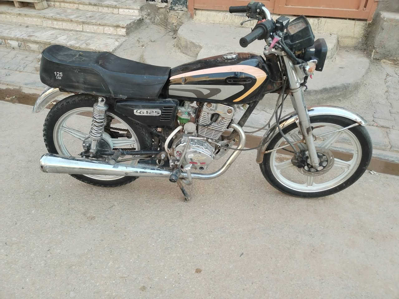 سلام عليكم دراجه اصوليه  بارت 5 كير السعر 600 وبيه مجال العنوان مهندسين
رقم الموبايل.  *********** واتساب
