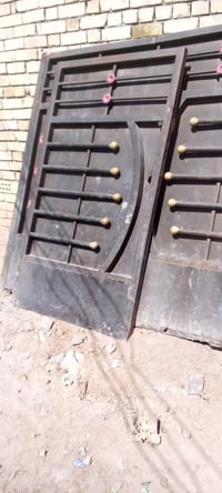باب سلايت للبيع عوزه ترتيب حديد قوي كامل حتى الزوايا مكاني مدينة الصدر...