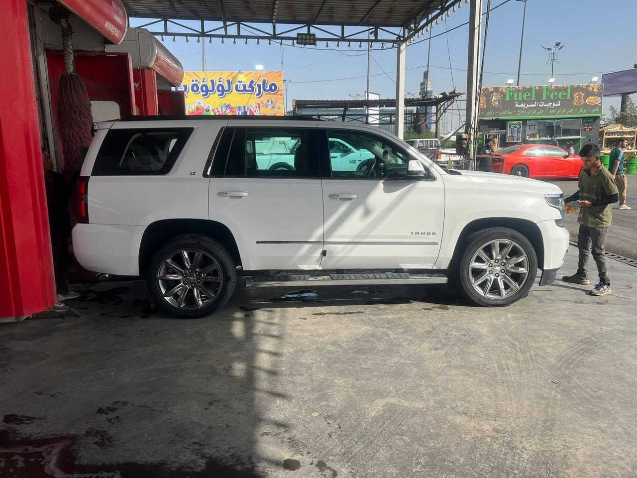 السلام عليكم تاهو موديل 2019 فول موصفات ماشيه 108 كيلو 
بيه بابين جهت اليمنه كلير بأمريكا 
اوبيه جاملغ اوبنيد مبدلات نفس الون اورصعه بل قماره راجعه بارد 
السعر 275 اوبيه مجال 
العنوان بياع حي الاعلام ***********
