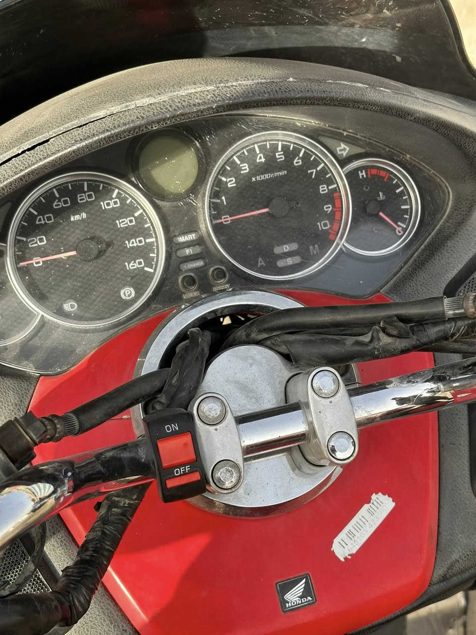 السلام عليكم فورزه ٠٩شغاله رون واحد ونص دراجه جاهزه من كلشي صالنصه رياضي  المكان النجف خان النص السعر خاص او ***********
