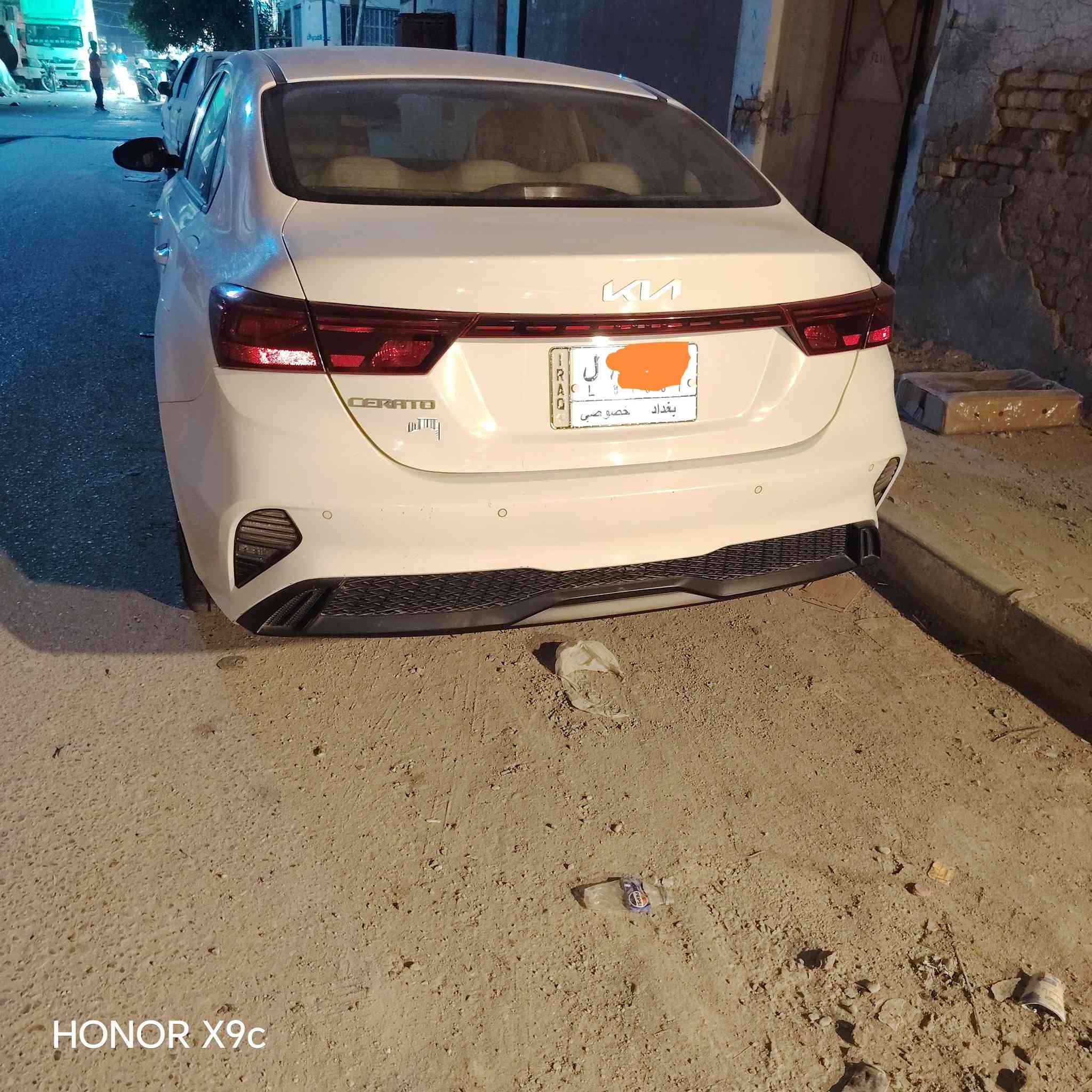 سيراتو ٢٢ رقم بغداد تبريد قطعتين ويل عادي سياره جاهزه محرك ١٦٠٠ تفاصيل أكثر اتصل م   ***********
