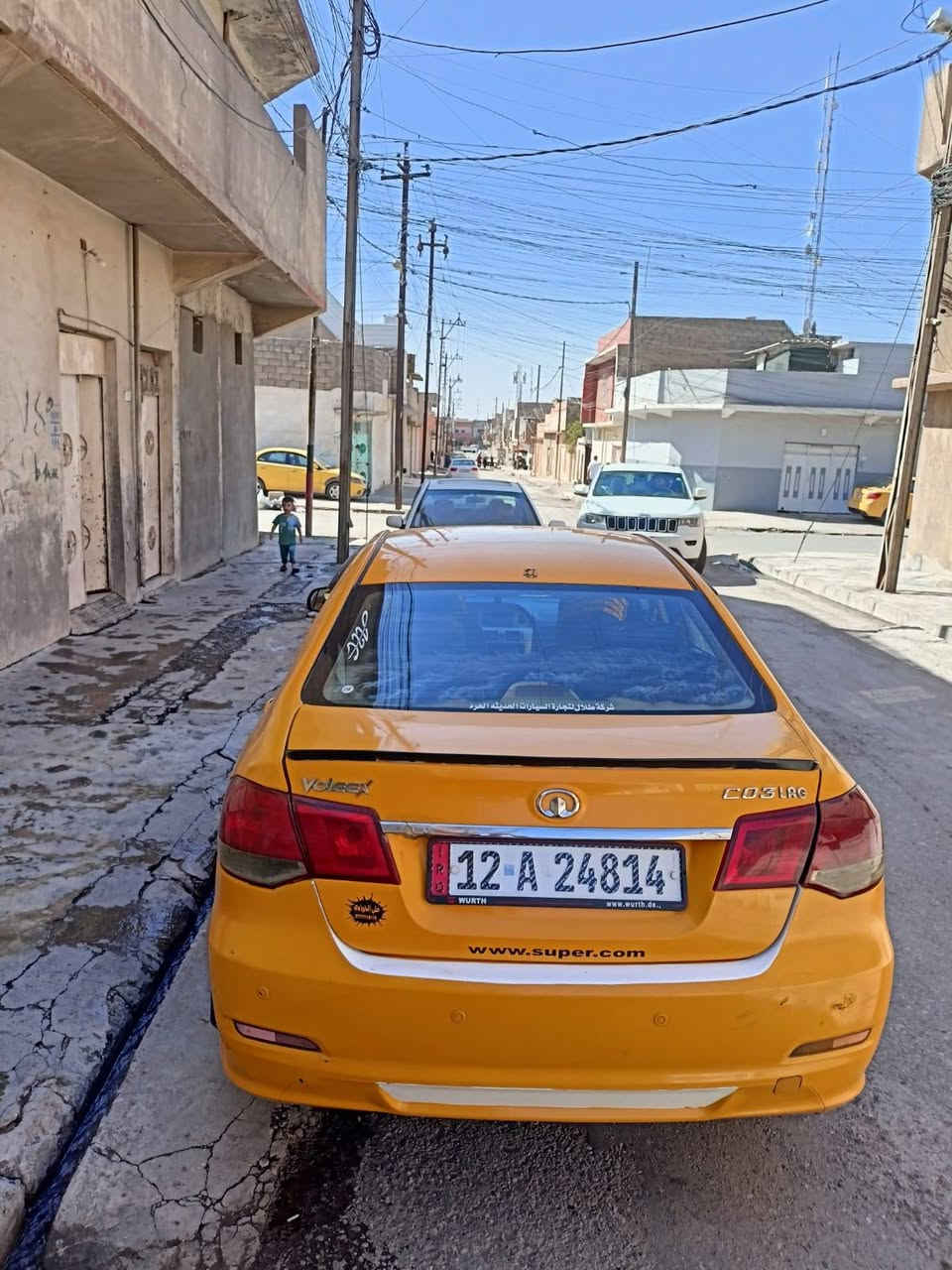 السلام عليكم سياره للبيع جريتون العنوان بالموصل كاربون رقم مسطره السعر 50 وبيها مجال***********
