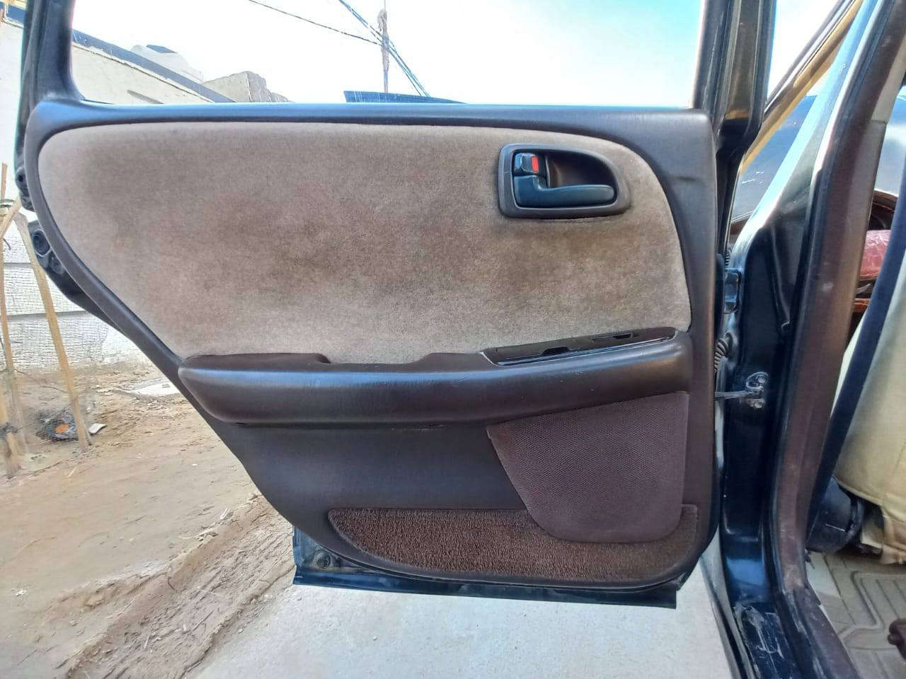 سيارة كرستة نفخ موديل ١٩٩٣   مكفولة من العيب الشرعي والضربة القوية مكينة وكير نظيفات كهربائيات كلها شغالة حدادية جديدة
مكينة ٢٥٠٠
السعر ٥٣ ورقة وبيها مجال
للإستفسار 
الاتصال على الرقم ***********
