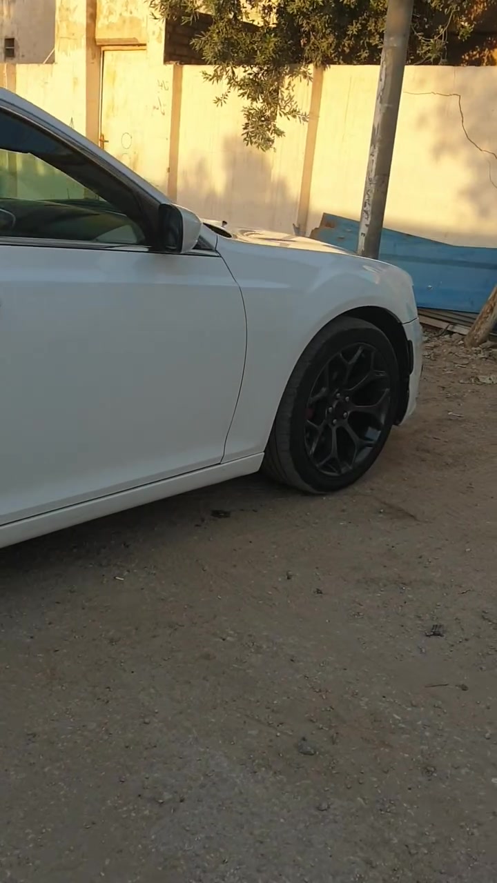 السلام عليكم اوباما موديل 2014 فوول مواصفات مكفوله كفاله عامه بدون ضربه بدون صبغ بدون بارد بيها ملاحظات بسيطه رقم بغداد الدولي باسمنا تحويل مباشر مكينه كير شرط الفحص السياره وارد امريكي السعر اتصل وبيك خير وادلل 195 وبيها مجال مكاني بابل المركز نادر الأولى *********** او ***********

