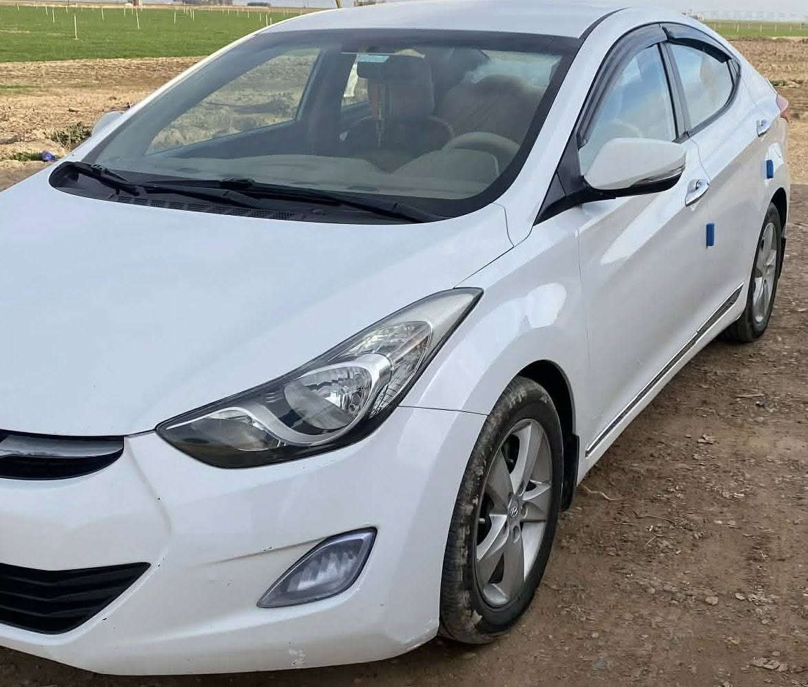 السلام عليكم
النترا 2012
محرك شرط 18

كير ٦نمر وعادي 

كهربائيات جديده
صدر تايرات جدد

تخم تاير جديد

تبريد ثلج ❄️

كفالة عامة بدون اي ضرر

شاشه كبيره لمس

تحكم صوت 

رقم صلاح الدين الدولي 
هزة جديدة

شرط التحويل باسمي

2انظمة قياده ايكو نورما

تحكم فوول ستيرن

سياره جاهزه ماناقصها شي 
السعر ١١٧ وبيها مجال 

مكاني صلاح الدين 
***********
