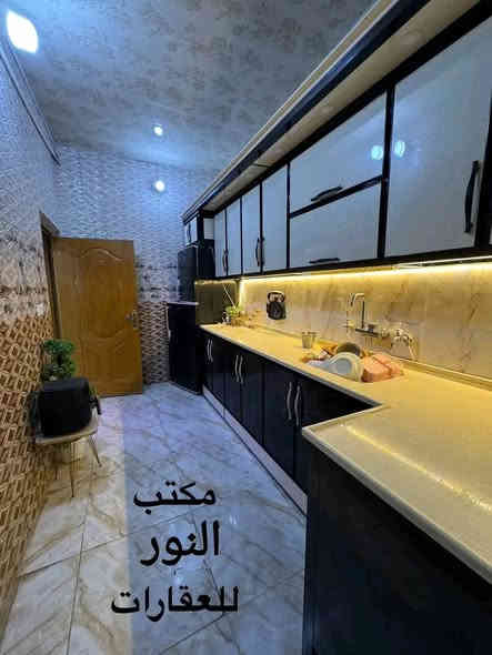 للبيع بيت 125 متر طابو صرف طابقين

حي ميسان قطاع 24 قرب شارع 60

بناء درجة اولى صب كونكريت مسلح 

الطابق الاول غرفة وصالة ومطبخ واستقبال وصحيات داخلية وخارجية ومكشوفة وطارمة

الطابق الثاني هيكل ثلاث غرف وصالة وصحيات

السعر 113 مليون وبي مجال

للاستفسار *********** اتصال او واتساب
