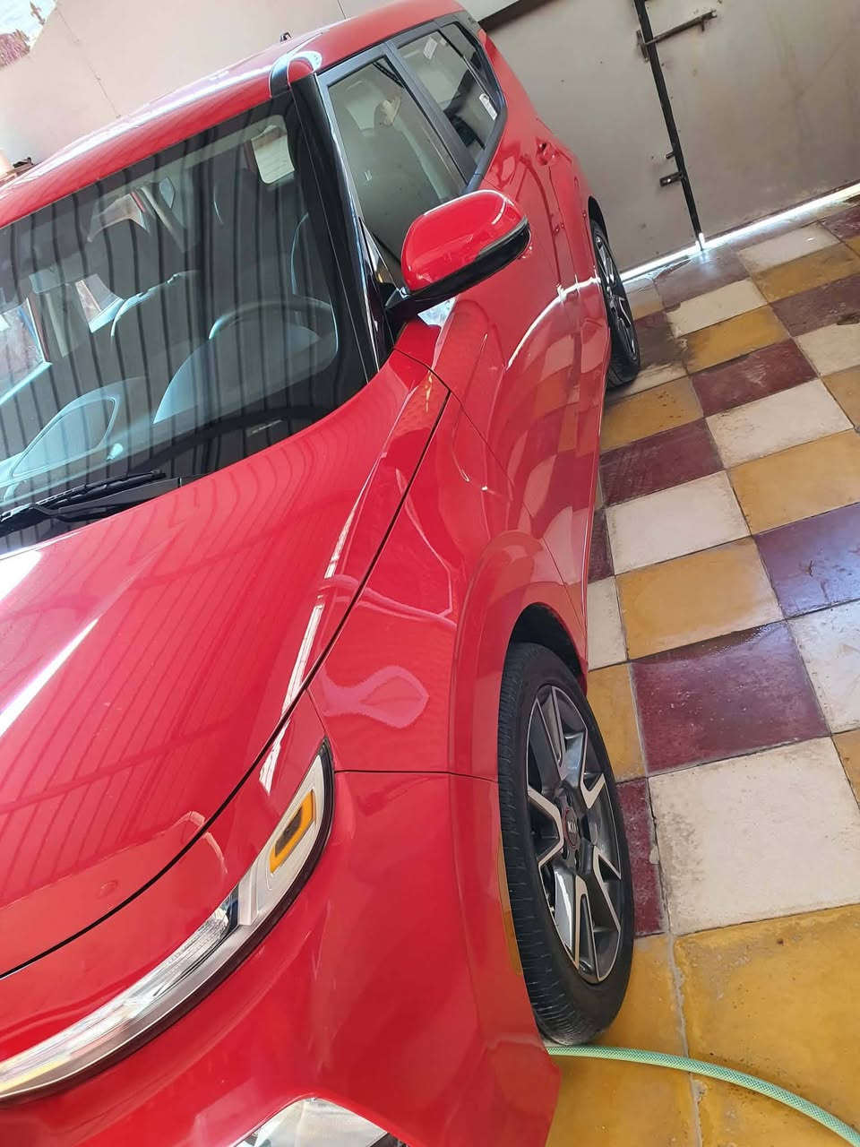 السلام عليكم كيا صول 2020 GTLINE شاشه كبيره . اشارات بالمري . الستيرن D . وبقية المواصفات السياره ماشية 45 السعر 130 وبيه مجال رقم بابل والسياره بأسمي 
للاستفسار ***********
***********
