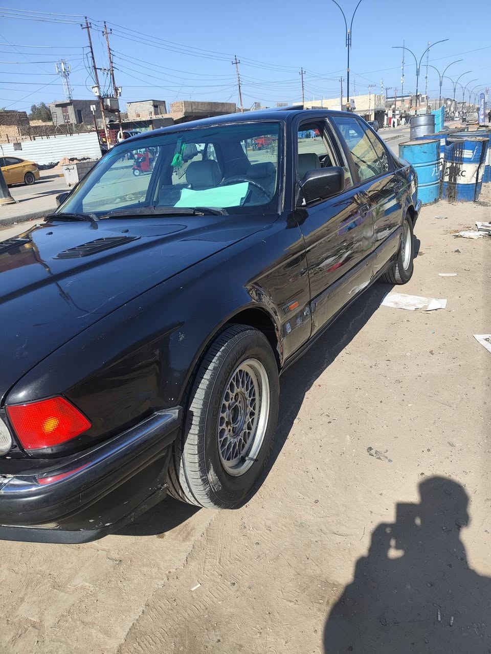 سلام عليكم BMW750
750السياره فو تنته 
كير مكينه 35بل جيس قرفه بل جيس السياره جديده احلا من الصور تخم تاير بغداد السعر 55وبيها مجال ***********بي واتساب مكان ابو غريب
