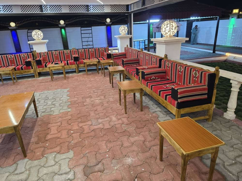 شغلنا وتصميمنا ونجارتنا ودوشمتنا قنفات خشب جام ابيض روسي مع الجلسات العربية واللولات والطبلات شاهدونا وتابعونا عبر صفحتنا على الفيسبوك بفرعينا في محافظة ديالى بعقوبة و خانقين مع توفر التوصيل لكل #العراق خناقين, ديالى


**إذا كنت صاحب هذا الإعلان وتريد حذفه لأي سبب، رجاءا أرسل رسالة إلى الدعم الفني**