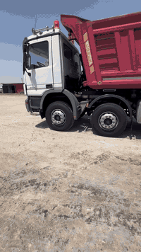 سلام عليكم اكتروز موديل 2006رقم بغداد تلث لوحات ***********
