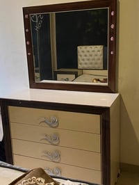 غرفة نوم • جديدة • مرخصة