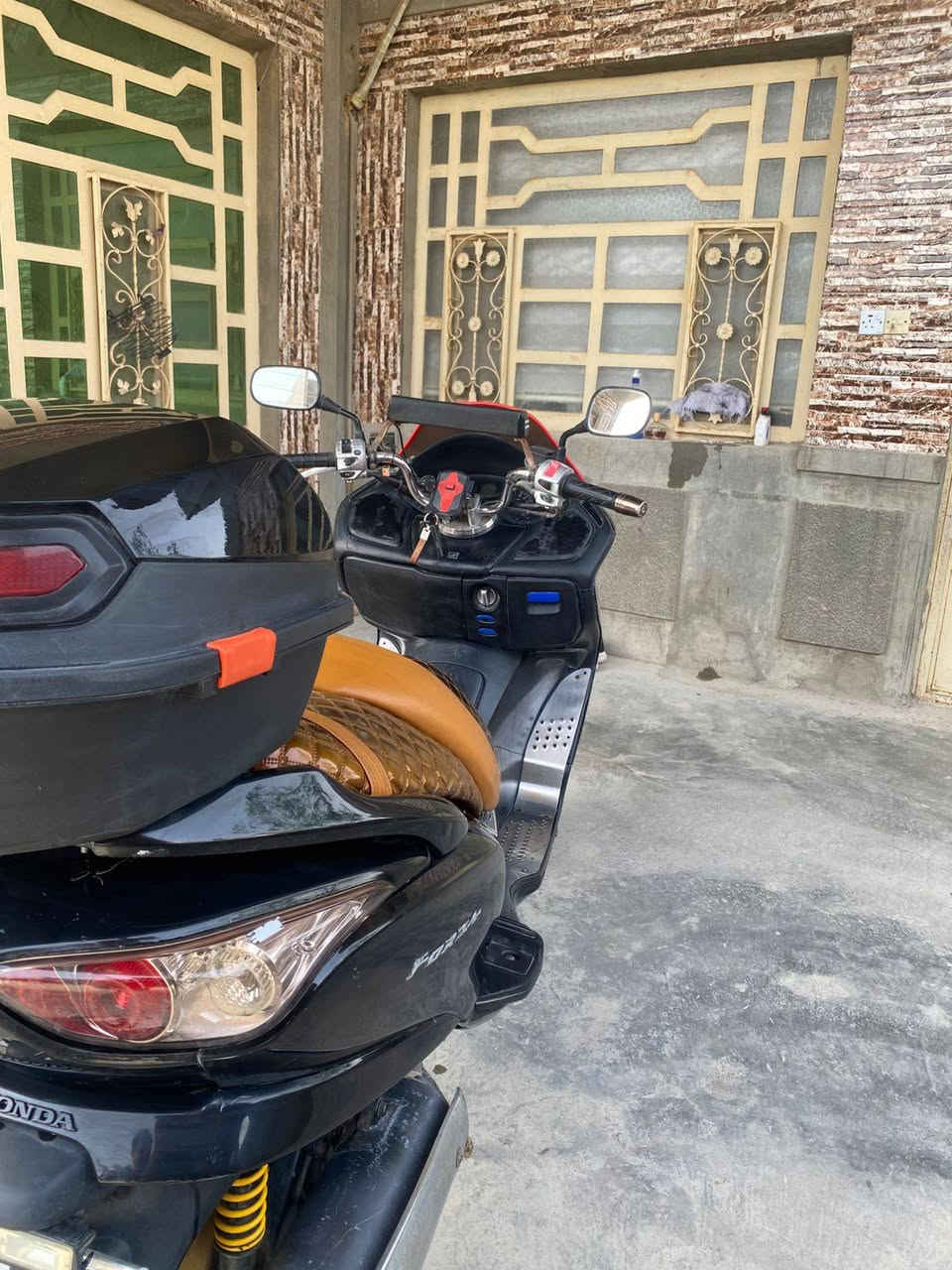 سلام عليكم.... دراجة فورزه صفر 8 للبيع مرقم انبار الرقم الدولي الجديدالسنوية تنتهي 2028  بأسمي تحويل ثاني يوم گير ملغي الدراجة فول وحلوة ومرتبة ومعروضه صورها گدامك تخم تاير كهربائيات كلها شغاله بصمه ثانيه احتياط وسويچ طوارئ ما بيها نقص السعر 18 ورقه وبيها مجال بسيط ..مكاني الانبار الكرمة الاتصال ***********
***********
