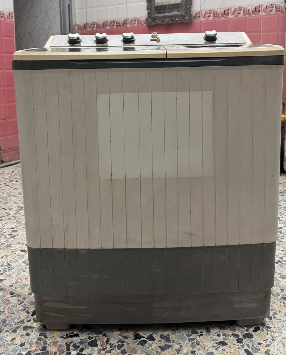 غساله فريش نظيفه الحجم 15 السعر100
***********مكاني بغداد
