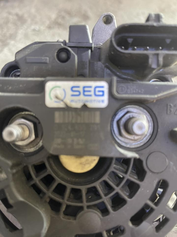 تم بعون الله وصول داينمو باص وحش الماني اصلي 150امبير و120امبير الماني اصلي جديد ومستعمل شرط اصلي


**إذا كنت صاحب هذا الإعلان وتريد حذفه لأي سبب، رجاءا أرسل رسالة إلى الدعم الفني**