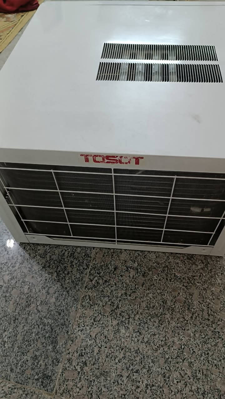 مكيف 2طن اخو الجديد للبيع نوع توسوت تدفئه تبريد مداخل تصليح السعر 250 وبي مجال نجف ***********
