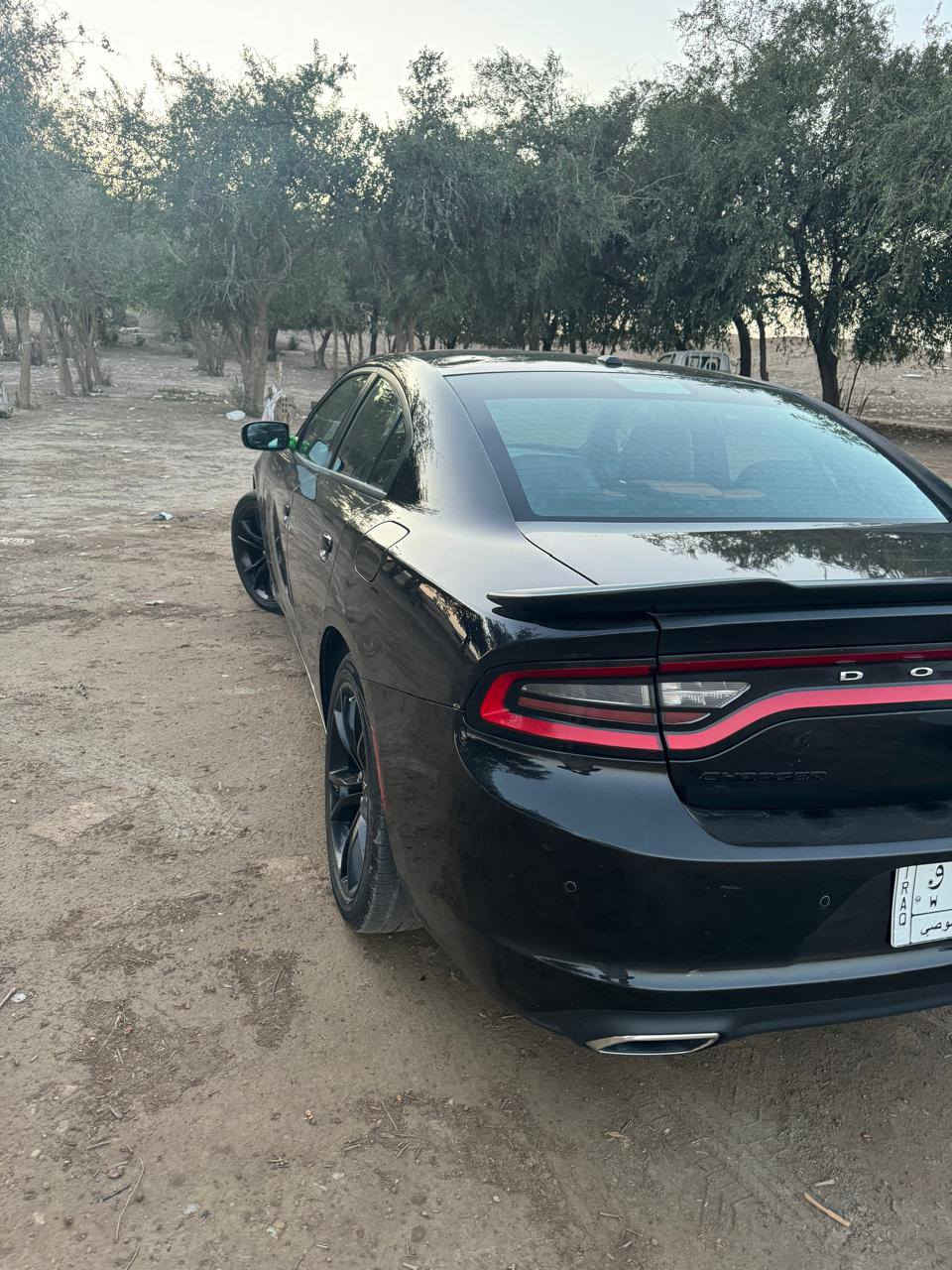 السلام عليكم
جارجر 18 

وارد خليجي 

بيه جاملخ صبغ بدون حادث

محرك 3600

او شويه بارد بل باب 

السياره خير من الله

***********
