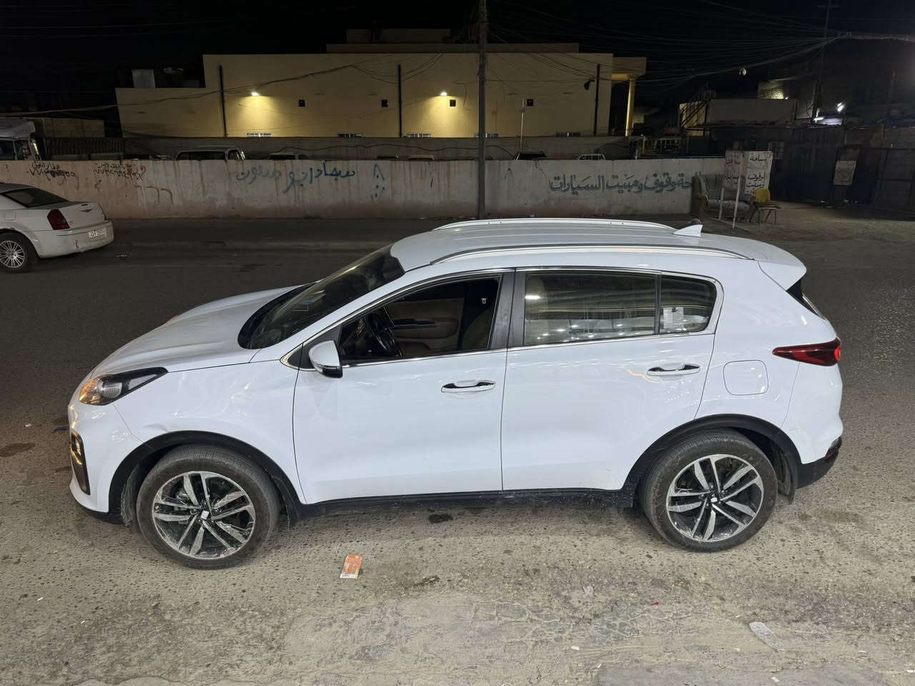 كيا سبورتج خليجي موديل 20 كفاله عامه ماشيه 98 الف رقم بصره الدولي الجديد سنويه 31 محرك 2000 دوش السياره جديده وجاهزه 

شراي اتصل وتدلل 
***********
