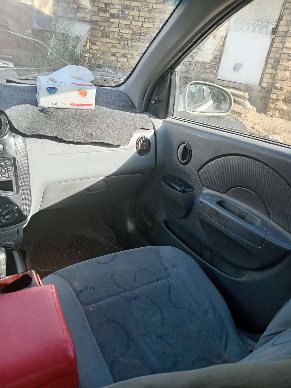 سياره افيو للبيع ٢٠٠٥ محرك ١٦٠٠ سعره ٤٥ مكاني طهمازيه حله للاتصال ***********
