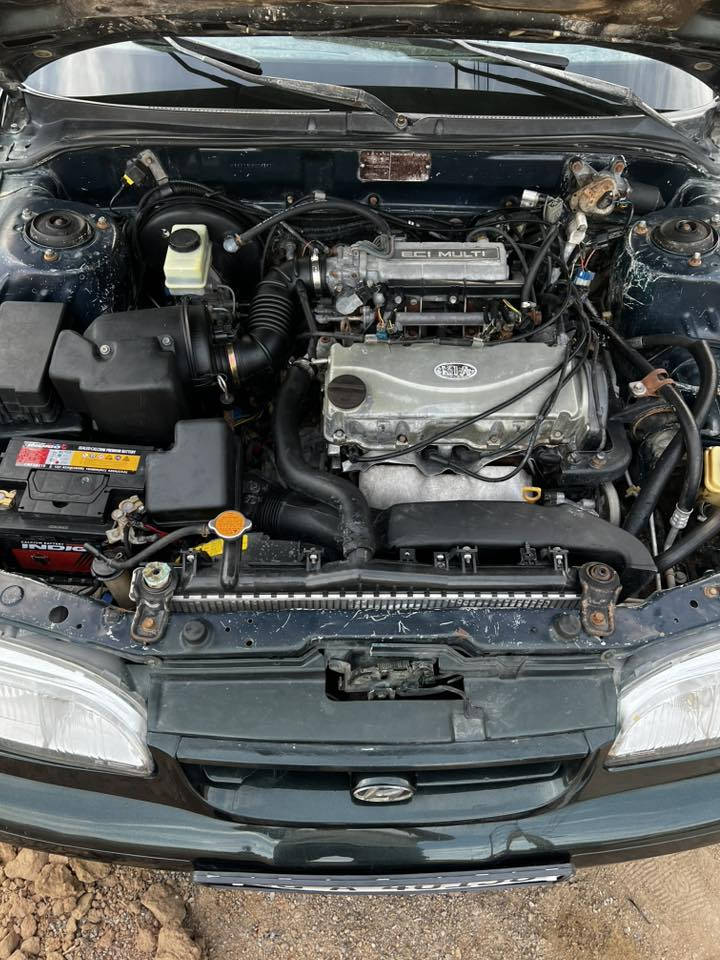 سوناتا 2 كير اوتو كير ومكينة بشرط سنوية بأسمي  لل31 رقم ديالى انكليزي سيارة كلش نظيفة تخم تاير جديد الف متصرف عليها المكان ديالى الخالص السعر 48 وبيها مجال ***********
