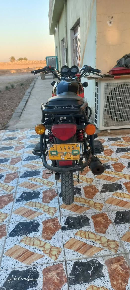 السلام عليكم للبيع دايون فحل  موديل 20 اوراق اصولي شرط ترقم مكفوله كفاله عامه   محرك 200 محركهه بل جيس دراجه اصبانه ما ممدوده عليه مكان حله ناحيه النيل الموشراي لا يعلق اصلاً السعر اتصل وبيك خير وتدلل ***********
