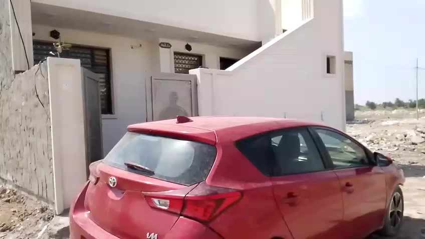 السلام عليكم بيت جديد كامل في شاخة 6مساحة105زاعي سند 117 السعر 62وبمجال التواصل ***********
