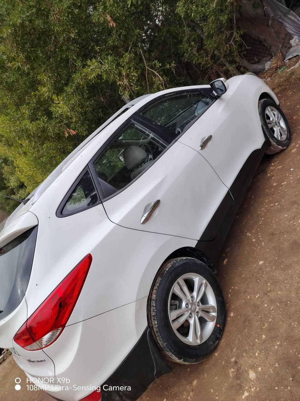 سلام وعليكم البيع توسان خليجي موديل 2013 مكينه 2000دوش بيها جاملغ صبغ بلباب بارد فقط رقم أربيل دوالي السعر 135 وبيهه مجال بسيط شراي مكاني كربلاء اتصال ***********
