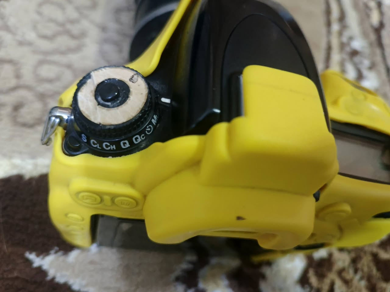 نيكون d750 فول فريم للبيع
تواصل واتساب ***********
