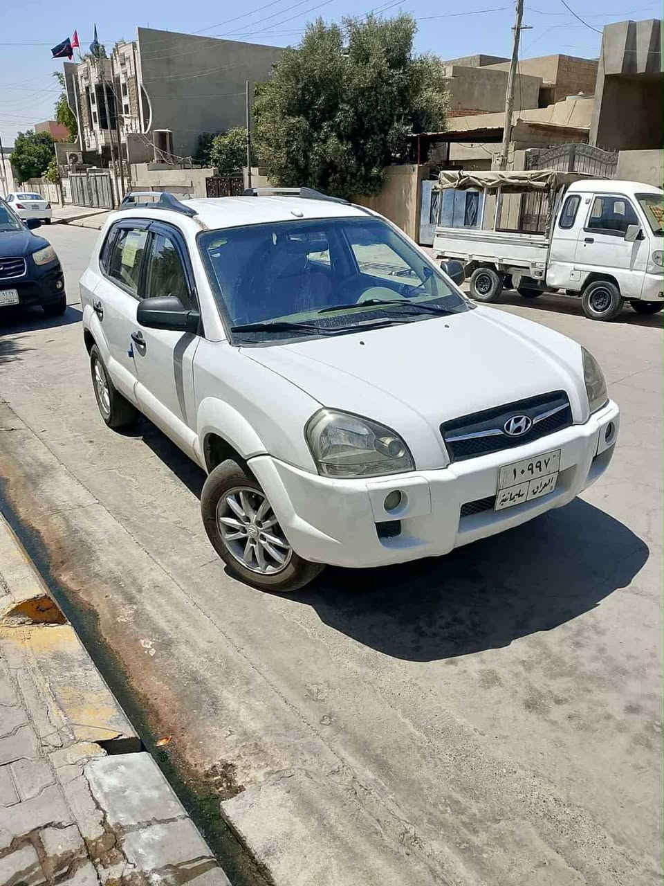 سلام عليكم هوندا توسان 2010 محرك كير صدر تايرت باتري جديد شرط تحويل مباشر  ابيعه صبغ عام بيه تكم معجون السعر 95بيها اشويه مجال استفسار اتصل *********** كولشي سعره بالسوك
