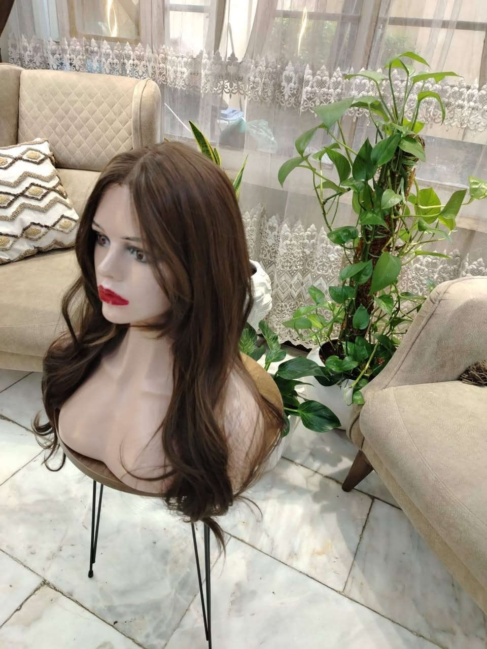 بسم الله الرحمن الرحيم 
باروكة جذور شبكة امامي فقط 
تنغسل تنكوي تشسور تتمشط تتحمل سيروم 
شعر مخلوط قمة في الروعة 
تفحصين الطلب امام المندوب اذا مو نفس الصورة والكوالتي الممتاز ترجعيها 
التوصيل لكافة المحافظات مجاني


**إذا كنت صاحب هذا الإعلان وتريد حذفه لأي سبب، رجاءا أرسل رسالة إلى الدعم الفني**
