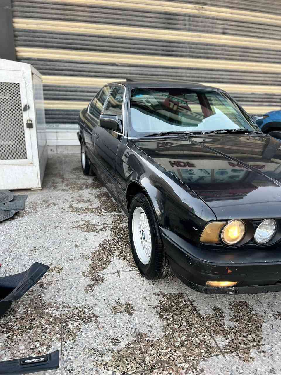 سلام وعليكم  للبيع او مراوس سياره نظيفه  حجم 535 وجاهزه رقم بغداد. تبريد ثلج تخم تاير ويل ابو الخليه شاشه  مكينه كير مكفولات  السعر 65     بيها مجال.         مكان سياره بغداد.


**إذا كنت صاحب هذا الإعلان وتريد حذفه لأي سبب، رجاءا أرسل رسالة إلى الدعم الفني**