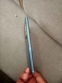 جهاز البيع هونر X9cبي فقط سواد مامئثر على الكامره الماميه أو امبدل ضهر...