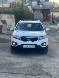 للبيع سورنتو موديل ٢٠١٢خليجي ٤دوش كير عادي ٦نمر بدون صبغ ماعده جاملغ ت...