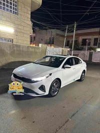 كيا K3 تجميع موديل 2024   السياره مكفوله من ضربة وصبغ وتبديل   المواصف...