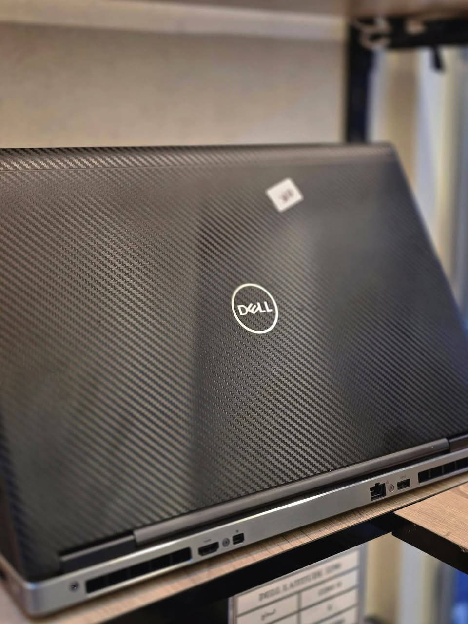 بكارت شاشة 8GB، نيفيديا RTX4000 بمعالج Cori7 Gen9 وبسعة رام 16GBDDR4 🔥🔥
💻 Dell Precision 7740 Workstation

⚡ المعالج: Core i7-9850H جيل 9 فئة H

⚡ الرام: 16GB DDR4

⚡ الهارد: SSD NVMe 256GB

⚡ يدعم تركيب 4 هاردات

🔥 كارت الشاشة: NVIDIA Quadro RTX 4000 8GB

⚡ كارت داخلي: Intel UHD Graphics

✅ مناسب للتصميم والهندسة

✅ مناسب للمونتاج

✅ مناسب لـ AutoCAD / 3D Max / Revit

✅ مناسب لبرامج Adobe والذكاء الاصطناعي

💪 محطة عمل احترافية بثبات عالي وتحمل للشغل الطويل

💰 السعر: 780,000 دينار فقط

🚚 توصيل مجاني لجميع المحافظات

📲 راسلنا الآن قبل نفاد الكمية 🔥

📍 بغداد - الأمين الثانية - شارع النواب

☎️ *********** واتساب + اتصال

☎️ *********** اتصال فقط
