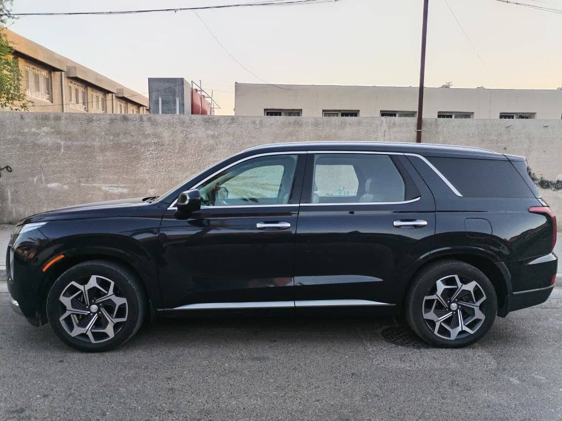 ‏Hyundai palisade  2022 Calligraphy
هونداي بلسايد كاليغرافي 
الموديل : 2022
الون : نيلي 
العداد :93 ميل  قابل للزياده
رقم بغداد
رقم الشاصي موجود بالصور 
حادثها قبق الجنطه مبدل ومصبوغ اصلي 
المواصفات :-
1-شاشة عرض داتشو 
2-المحرك   v6    3.8 
3-بصمة تشغيل + بصمة ابواب +تشغيل عن بعد 
5-فتحة سقف +بانوراما
6-سماعات هارمن كاردن عدد 16
 7-رادار امامي  + خلفي  
8-حساسات امامي + خلفي 
9-كامرات  360 درجة 
10-كشنات امامي خزن ميموري 
11-كشنات كهربائي تدفئة وتبريد الاماميه والخلفيه 
12-انارة داخليه (محيطيه)  
13-بردات جانبية
14-تبريد مركزي امامي + خلفي منفصل التحكم
15-تحكم ستيرن + شفتات
16-تدفئة ستيرن 
17-مرايا هيتر  
18-صندوق كهربائي شفط + اربع وضعيات فتح صندوق
19-وضعيات قيادة  (5)
20-ويل كب حجم  20 
21-اوتو هولد + نقطة عمياء +توقف ذاتي لتفادي الاستطام 
22-سايد بريك بصمة + مثبت سرعة
23-شحن وايرلس 
24-إشارات بالمرايا  + إشارات جانبيه
25-اوتو هولد 
26-تحديد مسار
27-شاشة ديجتال كبيرة
28-تشغيل عن بعد .
30-دفع رباعي 
31-نظام مانع انزلاق 
32-نظام نزول منحدرات
وبعد بيها هوووواي مواصفات 
السعر 260 ورقه وبيها مجال
للاستفسار اكثر يرجى 
الاتصال بالرقم ***********
