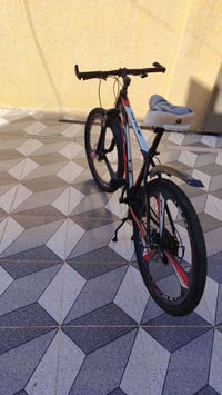 صباح الخيرمكلف باالنشردراجه هوائيه السعر١٢٥ التواصل على الرقم078004906...