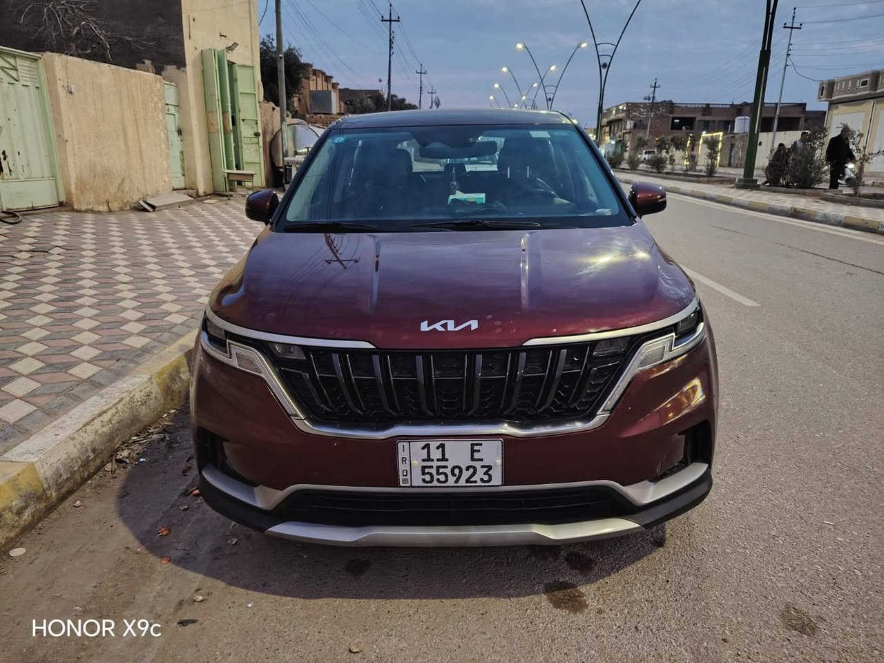 السلام عليكم 
كيا كرنفال2023 فول مواصفات SXلون كرزي 🍒 مميز  
كشن جلد 
6 كاميرات 
صندوق عادي
مكينة ٣.٥٠٠
لايت زنون 
بصمه تشغيل وتشغيل عن بعد 
أبواب كهرباء شفط 
شاشةًكبيره متصل 
رادار امامي خلفي جانبي 
حاسات اماميه خلفية 
سايد بريك كهربائي 
كفالة كير محرك شاصي 
ضرره خلفي فقط قبق الجنطه الدعامية الخلفية مكفوله من الصبغ  

للتواصل الاتصال 
***********
