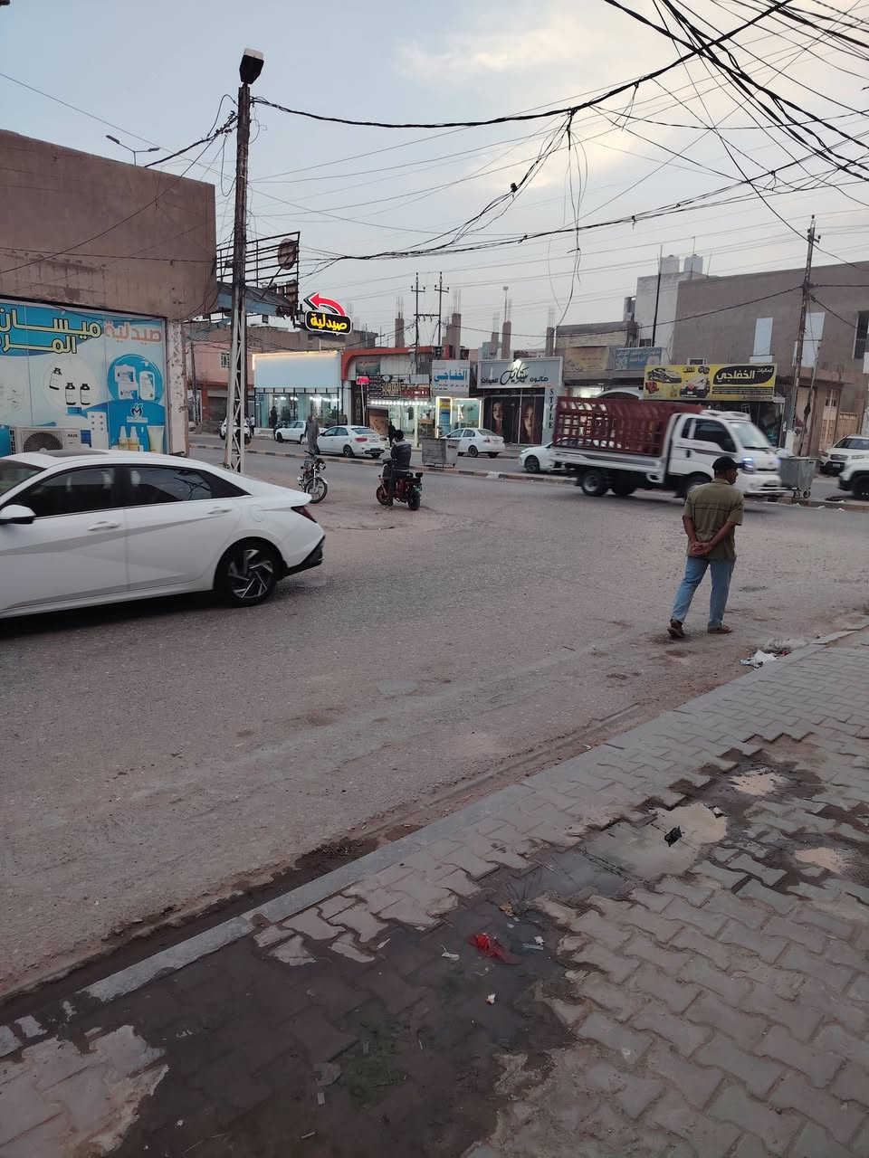 شقه لايجار حي ميسان منطقه ١٥ شارع مدارس محمد عوجه مكان مميز تحتوى على ٣ غرف

سعر الإيجار ٢٥٠

للاستفسار الاتصال ع رقم ***********
