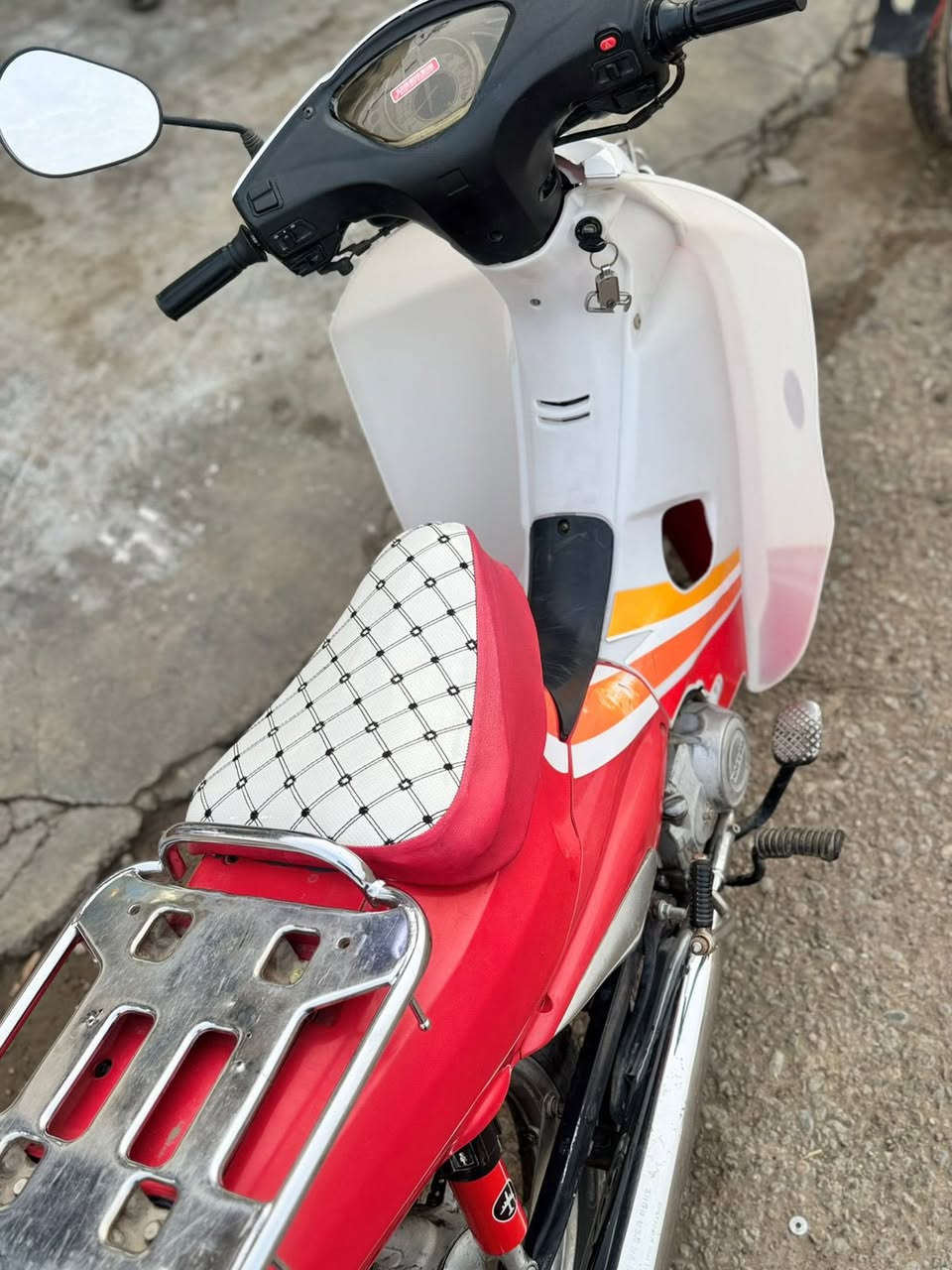 السلام عليكم موطور سرفير البيع
كله شغال 
الاستفسار الاتصال 
***********
