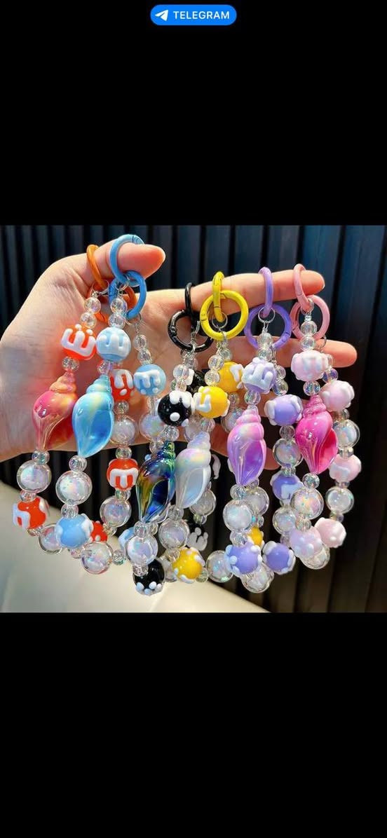 مساء الخير مساء الورد احبتي 🌺مجموعه من اكسسوارات مداليه للجنطه وللمبايل الوانها اتجنن حسب الطلب كميه محدودة للطلب يرجى مراسلة الخاص 👈يوجد توصيل لجميع المناطق 🚕🚕🚕🚕


**إذا كنت صاحب هذا الإعلان وتريد حذفه لأي سبب، رجاءا أرسل رسالة إلى الدعم الفني**