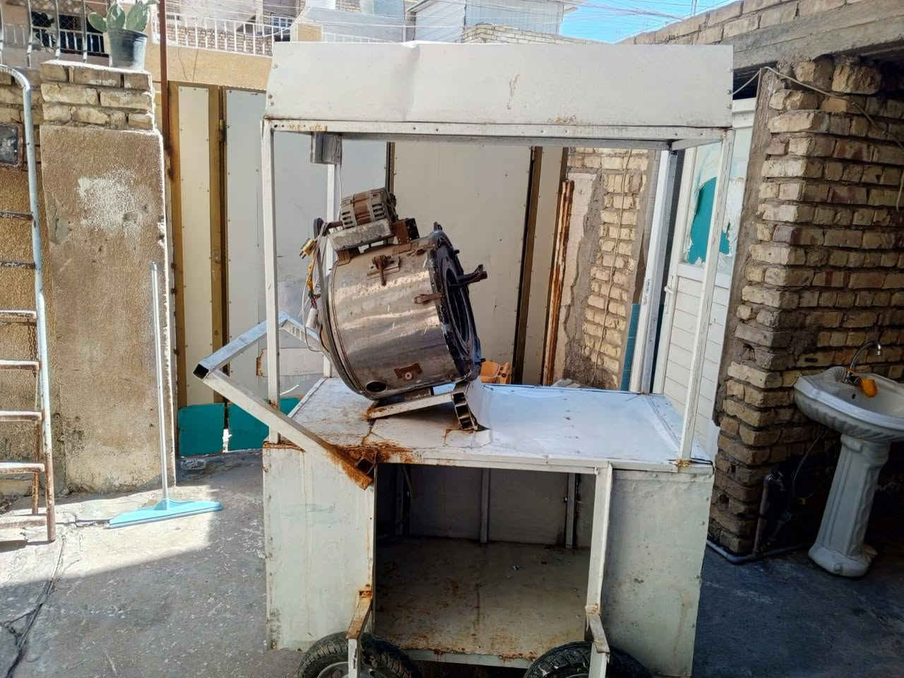 السلام عليكم عربانه مال حب عين الشمس للبيع مابيه اي نقص


**إذا كنت صاحب هذا الإعلان وتريد حذفه لأي سبب، رجاءا أرسل رسالة إلى الدعم الفني**