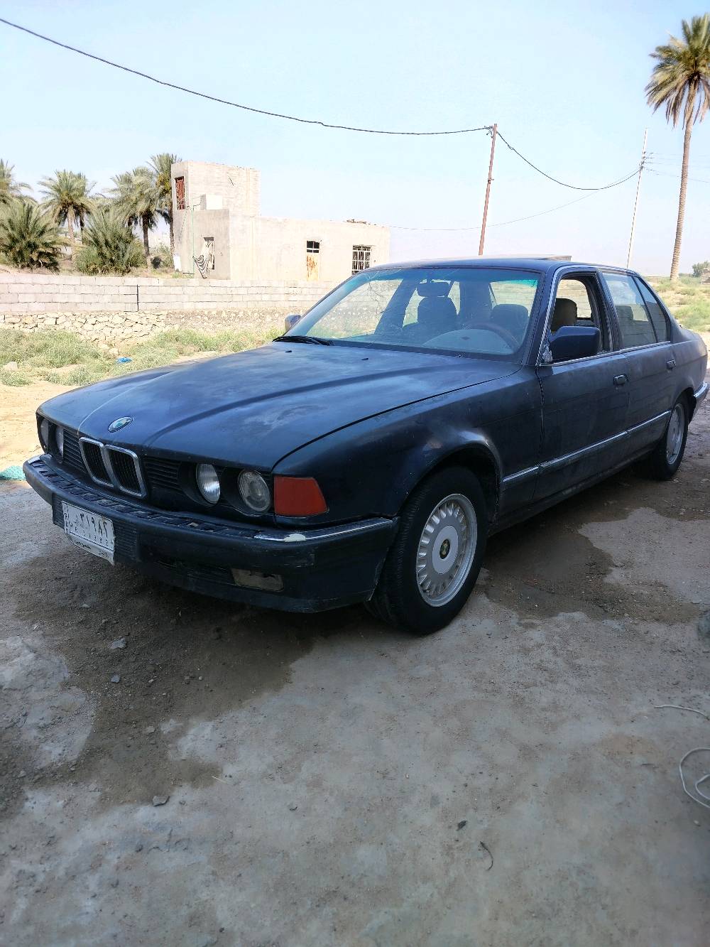 اسلام عليكم BMW للبيع كير محرك مكفول السياره 6سلندر 735 موديل1992 السعر 33 بيها مجال العنوان الرمادي اسجاريه