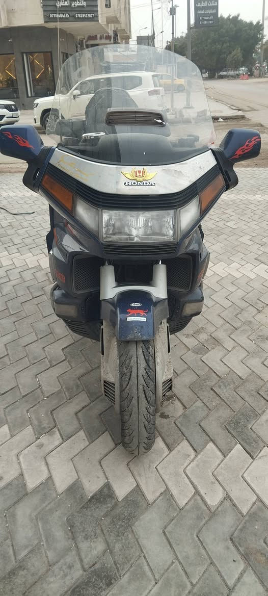 السلام عليكم دراجه كولد ونك للبيع موديل 1989صارلها عندي ٤ تيام منزلها من الحاويه وارد اليابان دراجه خير من الله يمي ممشايه هواي ممشاها 41الف عارضها ب٣٤ وبيها مجال وذه اكو مراوس بدراجه هارلي مرقم مو مشكله نتفاهم عل فرق متاوجت عل فيس


**إذا كنت صاحب هذا الإعلان وتريد حذفه لأي سبب، رجاءا أرسل رسالة إلى الدعم الفني**