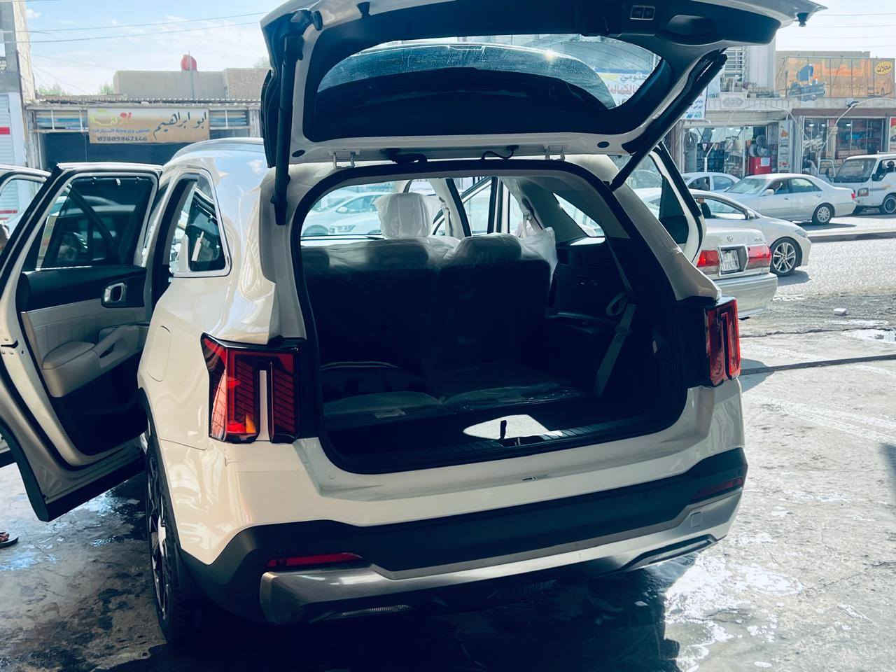 السلام عليكم
كيا سورنتو ٢٠٢٥ رقم بغذاد بسمي
ماشية 11 الف 
بنرامه
داتشو
ويل 20
مكينه 6 سلندر 
كامرات عدد 2
وباقي المواصفات المعروفه
سعرها 325 بيها مجال كلش بسيط
*********** مامتواجد ع فيس فقط اتصال
